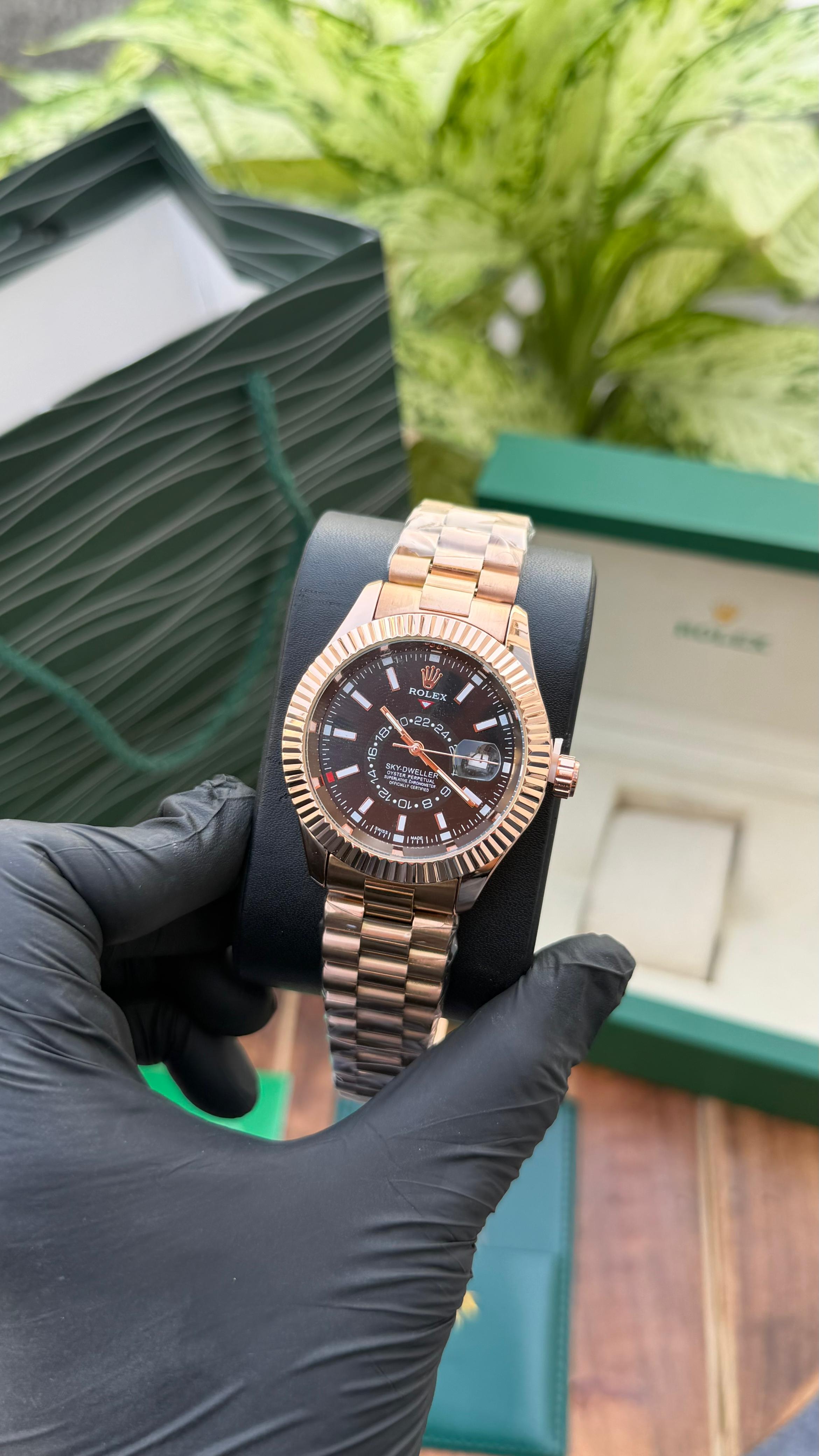 Rolex Sky-Dweller rose gold Quartz movement