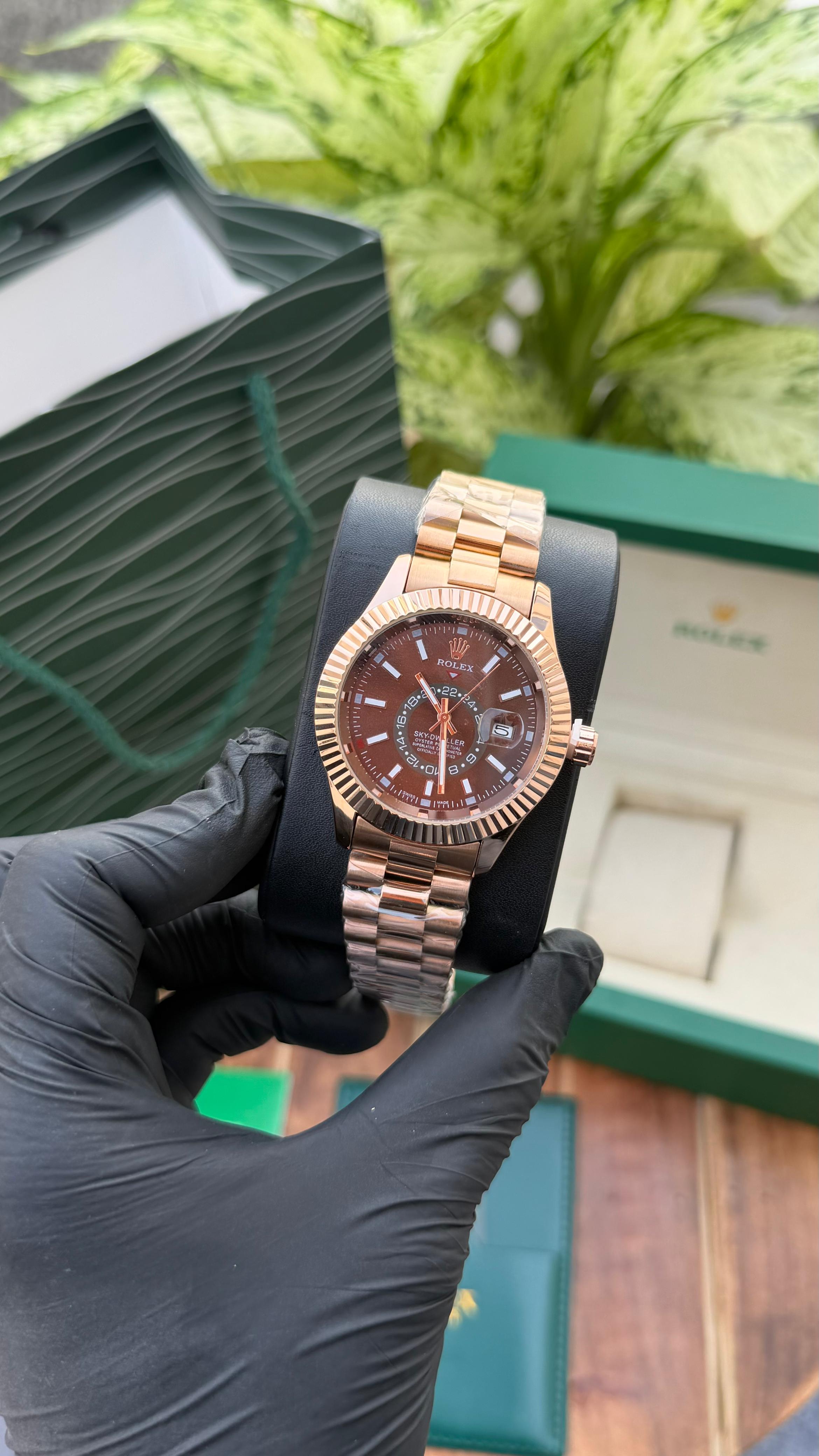 Rolex Sky-Dweller rose gold Quartz movement