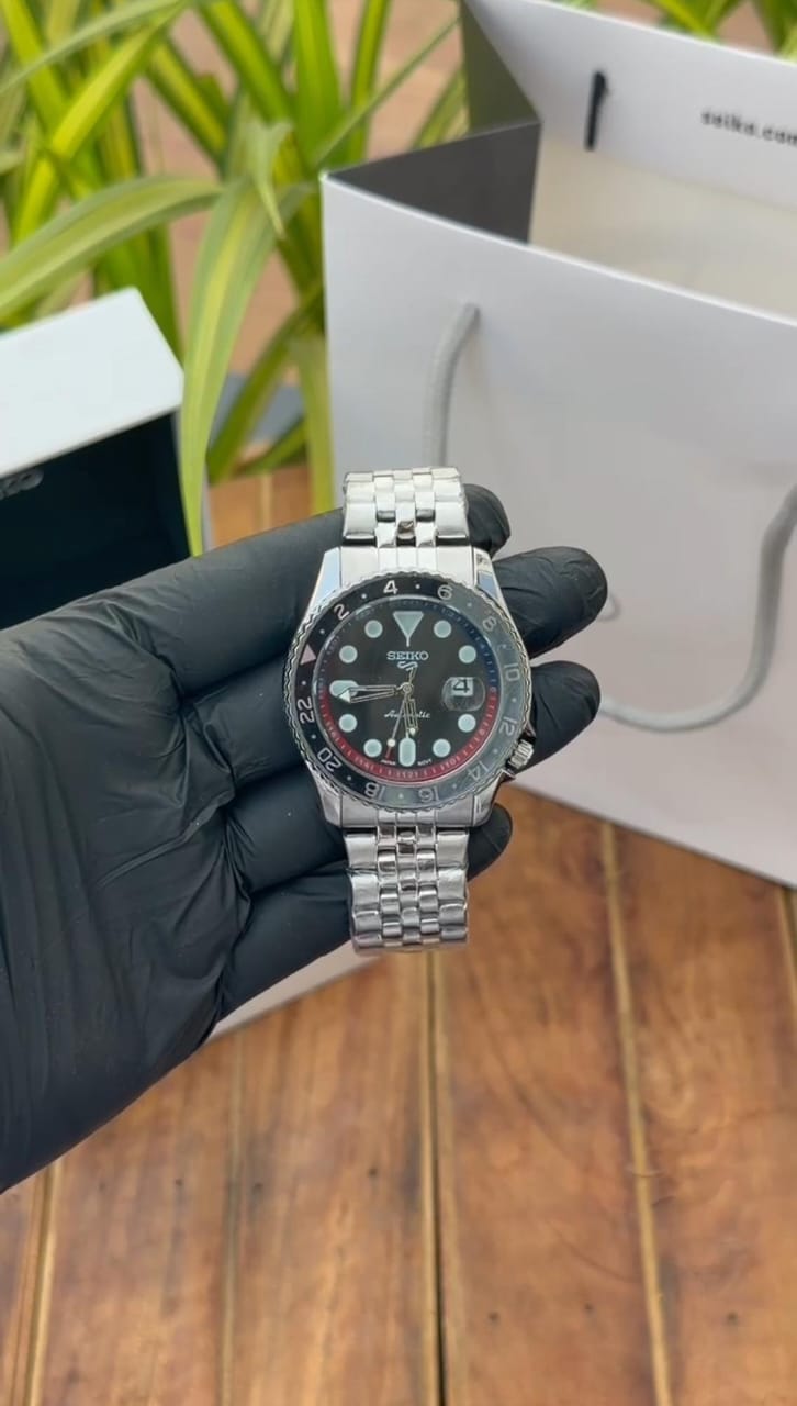 Seiko 5 Sports GMT