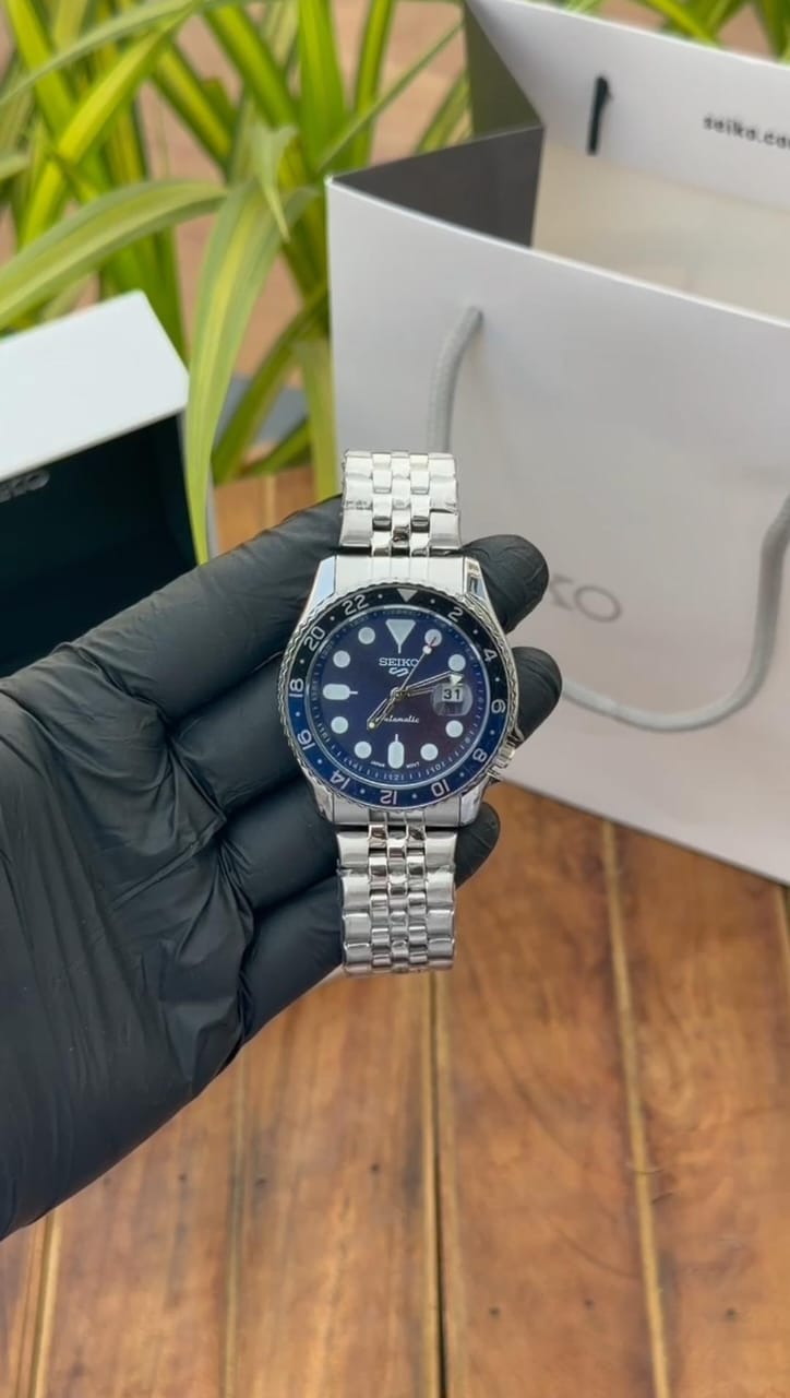 Seiko 5 Sports GMT