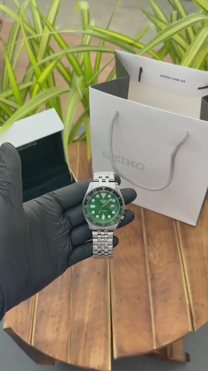 Seiko 5 Sports GMT