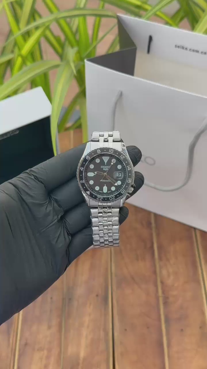 Seiko 5 Sports GMT